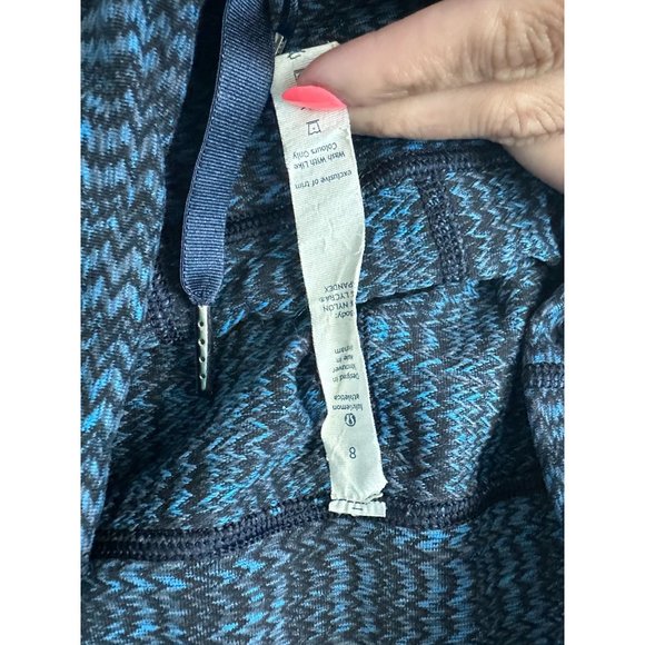 LULULEMON Blue Black Patterned Straight Leg Pants Size 8 - Picture 8 of 8